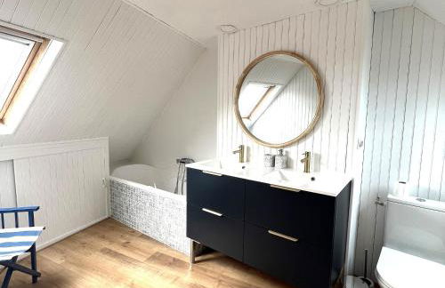 Maison spacieuse avec jardin au cœur de Lomener - FR-1-813-7 - Foto 12