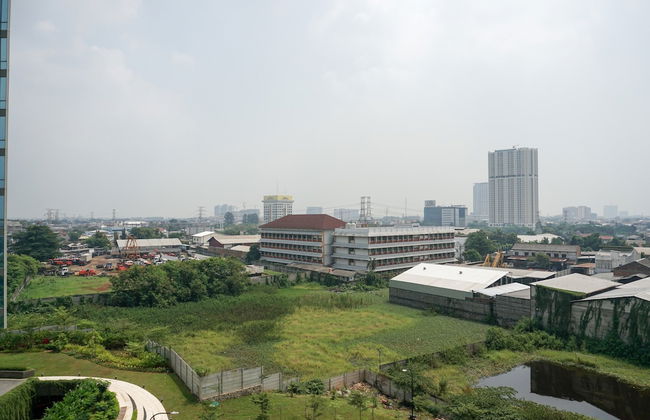 Comfy Studio Ciputra International Apartment - Photo 36