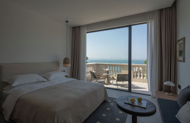 Miyue Roman Holiday Bubble Pool hotel - Photo 36