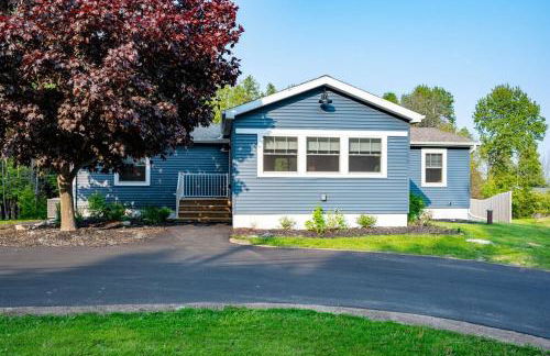 New Baileys Harbor Home, 1 block DT with Huge Yard - Foto 24