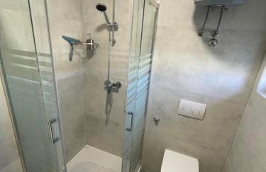 Modern Studio Apartment Tome with Terrace, Free Parking & Wi-Fi, Zadar - Foto 13