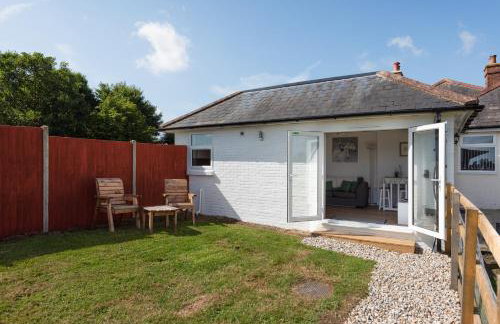 Farmhouse Apartment with Paddock & Orchard Views - Foto 19