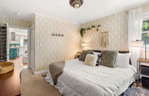 Fenced-in Yard Work From Home Elwyn Park - Foto 16