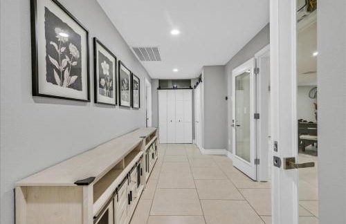 Luxury 5BR Retreat Pool Hot Tub Gym 7000sqf - Foto 20