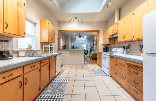 New Gathering Place on Columbus - Photo 5