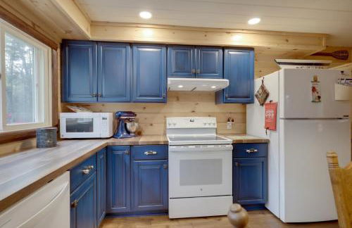 Peaceful Nature Escape on Little Portage Lake! - Foto 6