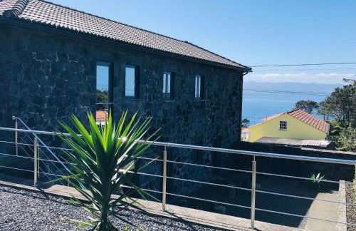 AMU- Apartamentos Mistérios da Urzelina - Foto 10