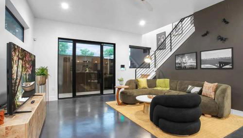 Full Duplex ATX Modern Creekside Retreat 2 Pools - Foto 5