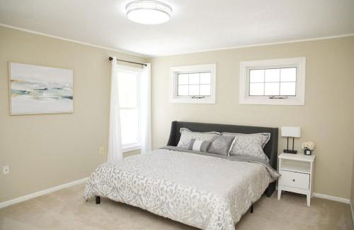 AMAZING Home with PRIVATE POOL, GAME ROOM & FIRE PIT! - Foto 18