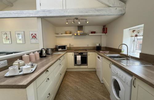 Barnfield - Beautiful Barn, River views, Close to Quay - Foto 8