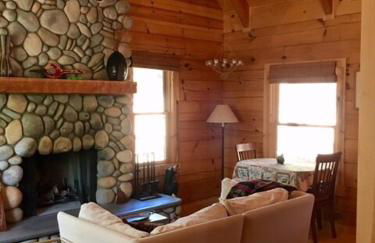 Apple Valley Cabin - Photo 13