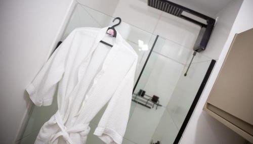 Cozy and Practical 5 Min from Airport - Foto 4