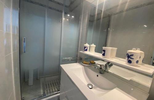 Grand T2 avec loggia, parking privé, proche plage et commerces - FR-1-782-54 - Foto 8