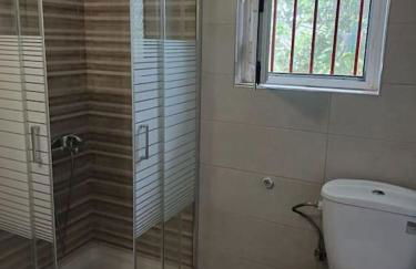 Sofia's Yard House - Foto 38