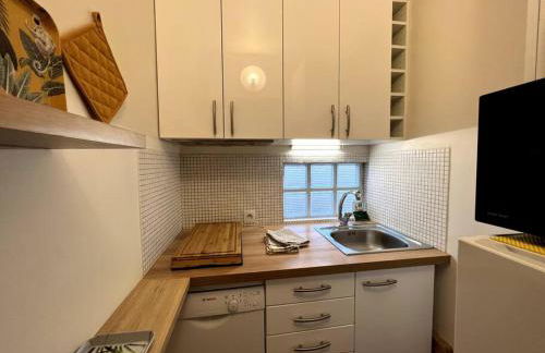 Tour Eiffel - Studio vue imprenable au-dessus des toits, balcon - Foto 46