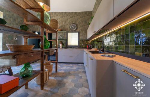Arte Barocco - Panoramic Home in City Center - Photo 14