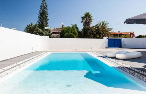 Leonida's Home - Shared Pool, Jacuzzi and beach 150mt - Foto 14