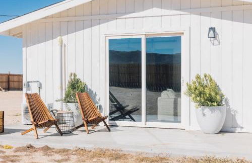 Wanderlust Joshua Tree Stargazing Desert Retreat - Photo 47