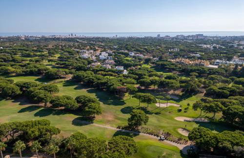 5 star Luxury Palmview apartment with large terrace and communal pool - Foto 10