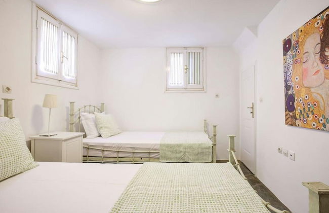 Ballos for 6 in Exomvourgo - Photo 22