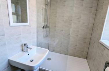 Spacious Large Flat for your family and friends - Foto 7
