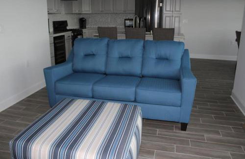 Sunday To Sunday, Elevator, Beach Badges, Roof Top Deck, Wifi, Bay Side 4 Bedroom, 3 Bath Townhouse 14056 - Foto 4