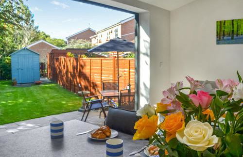 Rowan House - Photo 6