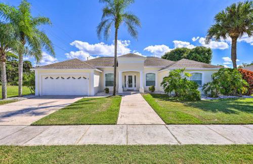 Merritt Island Home with Grill & Saltwater Pool - Foto 2
