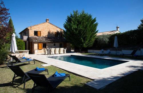 Casa Renzo, Exclusive Farmhouse with Private Pool - near Fermo - Foto 14