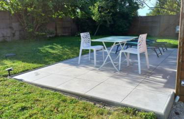 "Le Studio" climatisation Parking Privé Restauration Proche des lacs - Foto 9