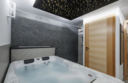 Franc Holiday House With a Spacious Terrace, Hot Tub And Sauna - Foto 39