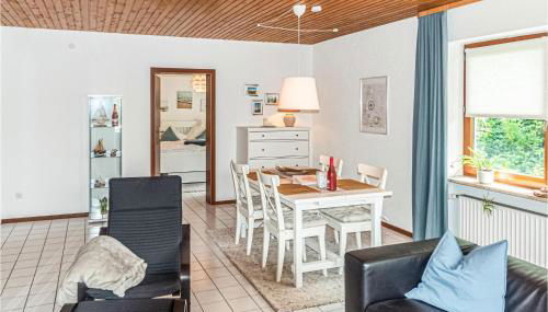 Awesome Apartment In Hasselberg - Foto 5