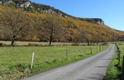 TERRE d'HISTOIRE - Baignade - Canoë - Piste cyclable à 100 m - Foto 53