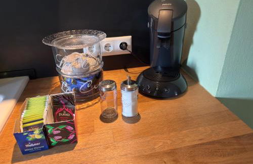 Wohnen am Waldrand, zentral und ruhig mit Terasse - Foto 4