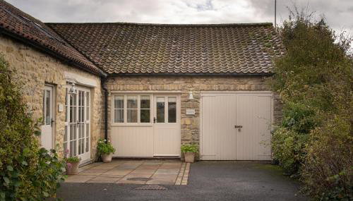 Ford End Cottage - Photo 2