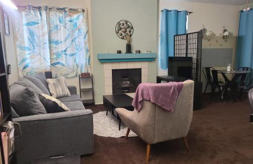 Guest Room in Sherman Oaks with private bathroom and balcony - Foto 7