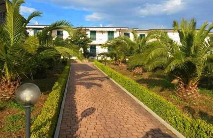 Scalea Apartments & Pool - Photo 11