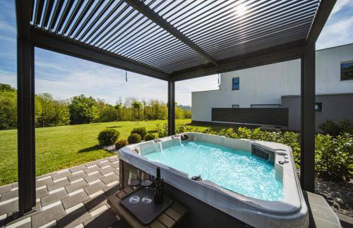 K Relax Place, Varaždinske Toplice, modern home with Sauna, Jacuzzi, WIFI - Foto 42