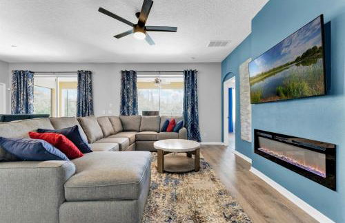 Feel the magic in this huge 7BR Disney Villa! w Theater Arcade Pool Spa - Foto 5