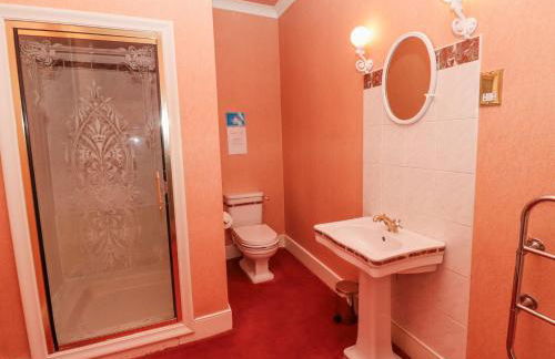 Cheviot Manor - Photo 43