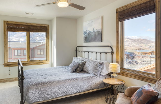 Blue Skies Lakeside Family-friendly Getaway w Hot Tub BBQ - Foto 20