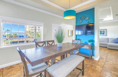 New! Remodeled, Pool-Side, 1-min to Beach Path! - Foto 1