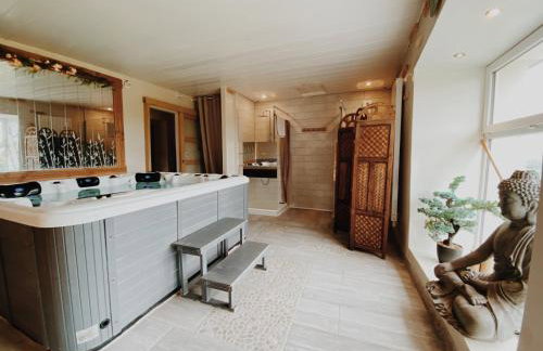 Domaine de Saint Florent - Piscine & Spa - Foto 42