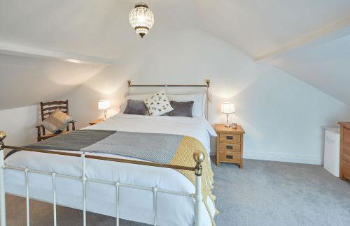 Saltburn Centre 3-Bed 3-Bath Apartment - Foto 10