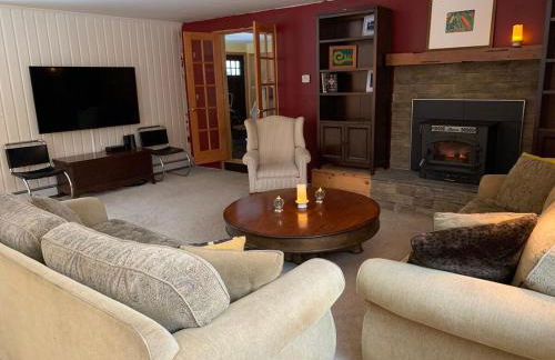 Secluded Farmhouse Near Okemo, Bromley, Sunapee - Foto 11