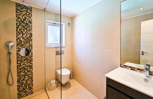 FLH Quinta das Salinas Triplex with Terrace & Pool - Photo 22