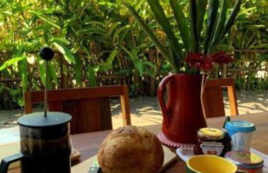 Casa charmosa em Juquehy cercada de verde, 2 quartos com churrasqueira - Foto 6