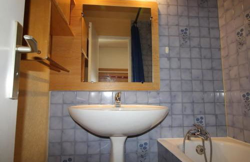 Studio cabine confortable 4 pers au pied des pistes - Auris en Oisans - FR-1-297-284 - Foto 7