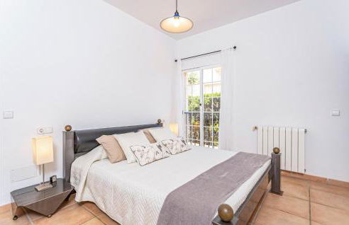 3 Bedroom Gorgeous Home In Cala Bona - Foto 33