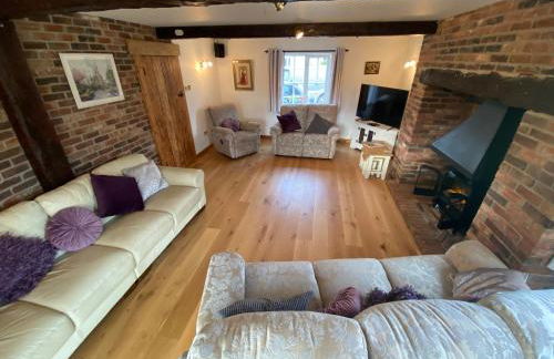 Eco-friendly Dorset cottage with spa set in heart of countryside - Photo 14